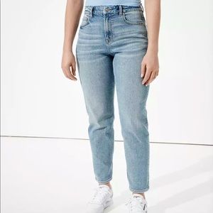 AE Curvy Mom Jeans 14 short/crop